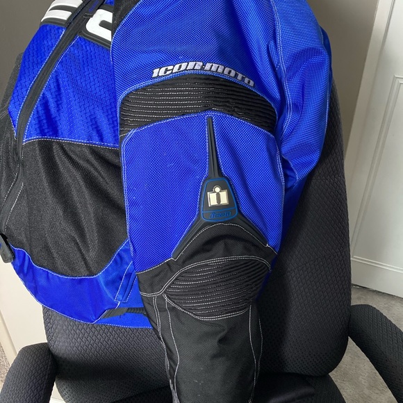 Icon Contra Motorcycle Jacket - Picture 3 of 3